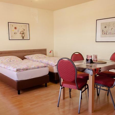 Pension Klingenstr. 23 Hotel ไลป์ซิก ห้อง รูปภาพ