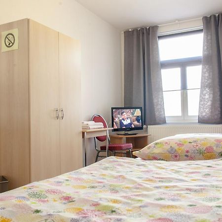 Pension Klingenstr. 23 Hotel ไลป์ซิก ภายนอก รูปภาพ