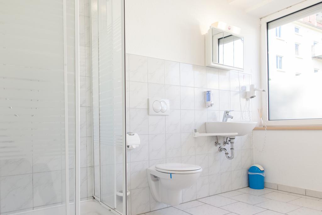 Pension Klingenstr. 23 Hotel ไลป์ซิก ห้อง รูปภาพ