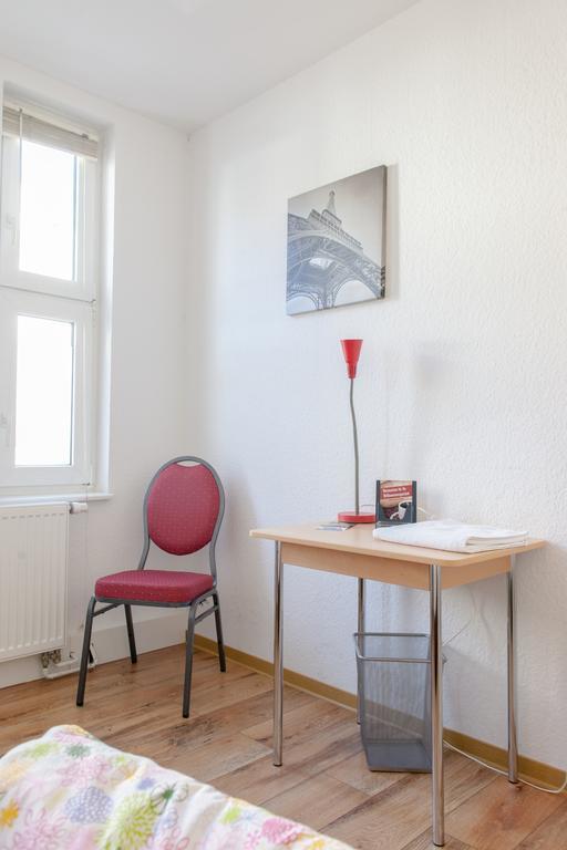 Pension Klingenstr. 23 Hotel ไลป์ซิก ห้อง รูปภาพ