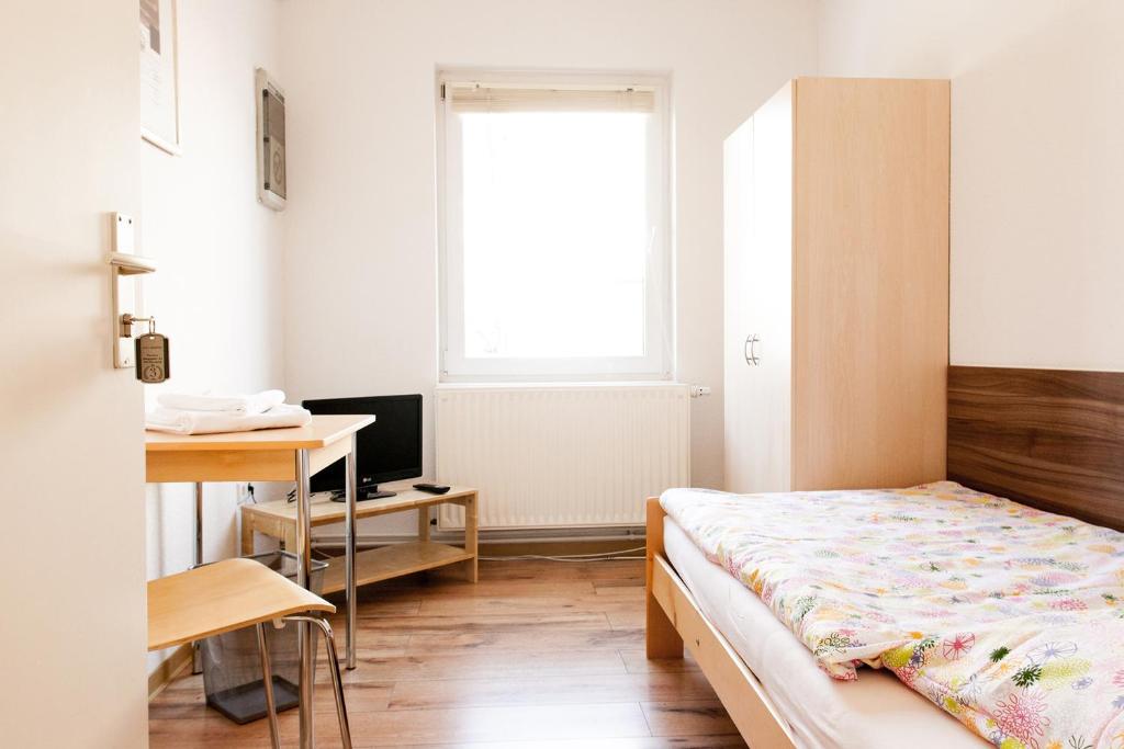 Pension Klingenstr. 23 Hotel ไลป์ซิก ห้อง รูปภาพ
